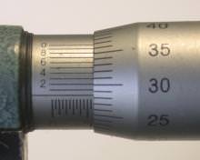 Precise Installation of Complex Equipment Micrometer Photo
